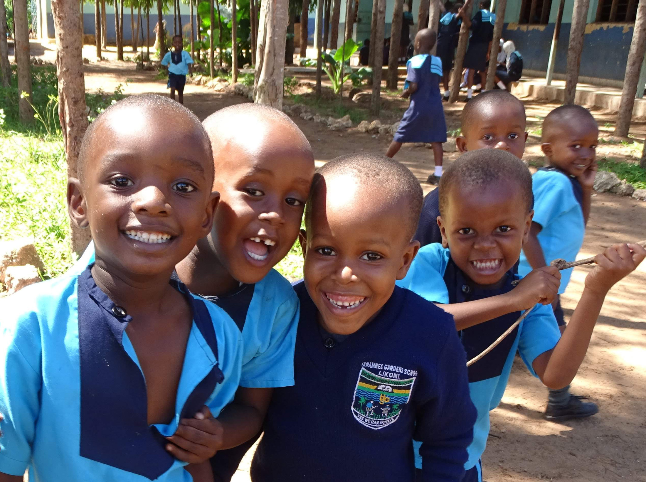 Strahlende Gesichter in der Harambee Garden School